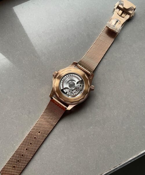 Seamaster 300M Diver Rose Gold VSF 1:1 Best Edition Black Dial on Mesh Bracelet A8806 - Image 11