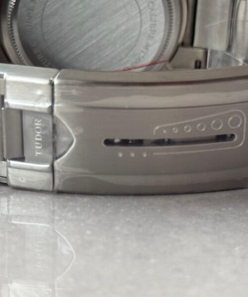 Pelagos XF 1:1 V5 Best Edition Black dial Black Bezel on Titanium Bracelet A2824 - Image 13