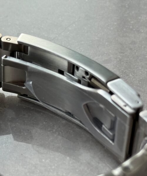 Pelagos XF 1:1 V5 Best Edition Black dial Black Bezel on Titanium Bracelet A2824 - Image 12