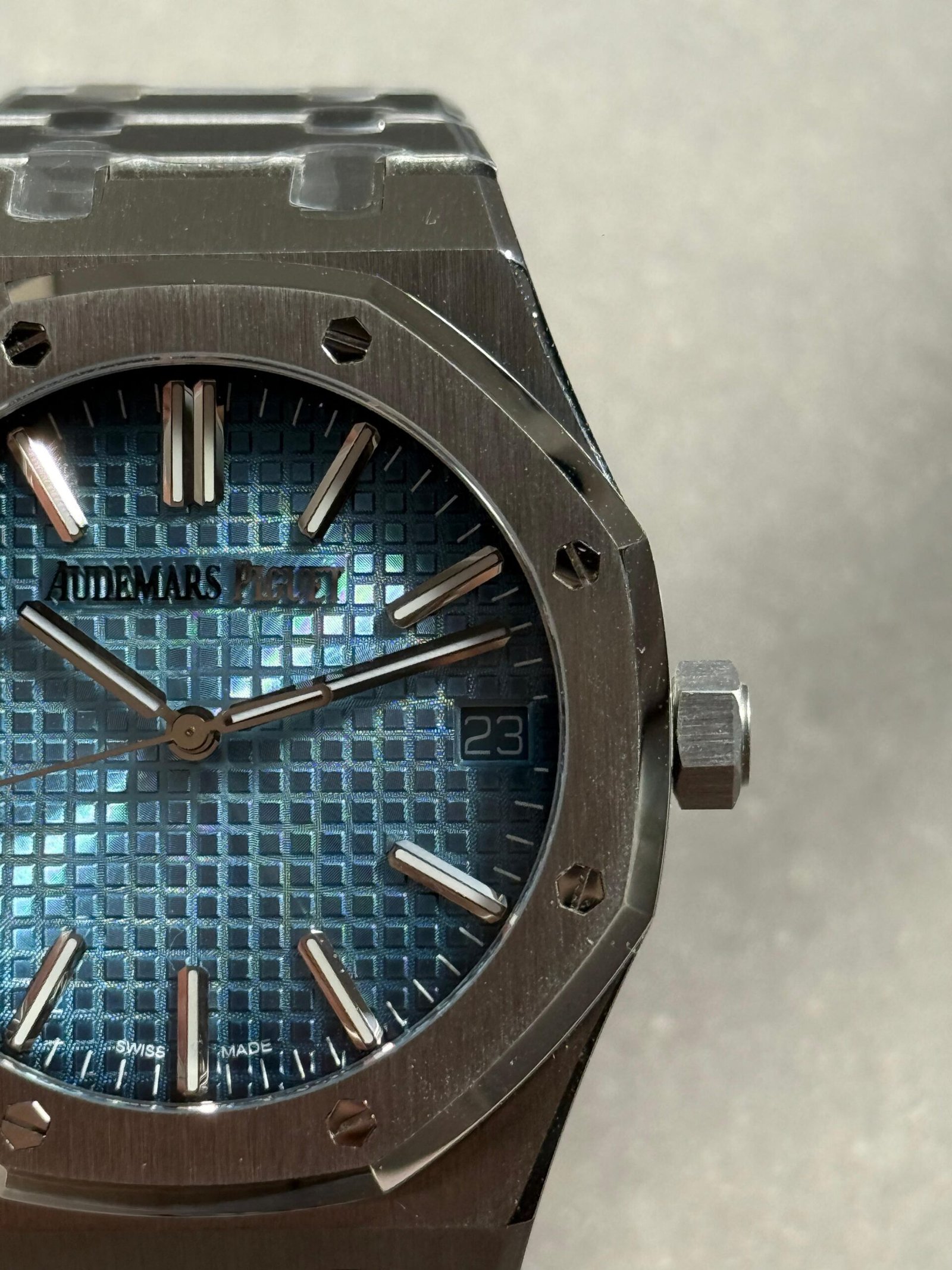 Royal Oak 41mm 15510 BC SS ZF Best Edition Ice Blue Textured Dial on SS Bracelet SA4302 V3 - Image 4