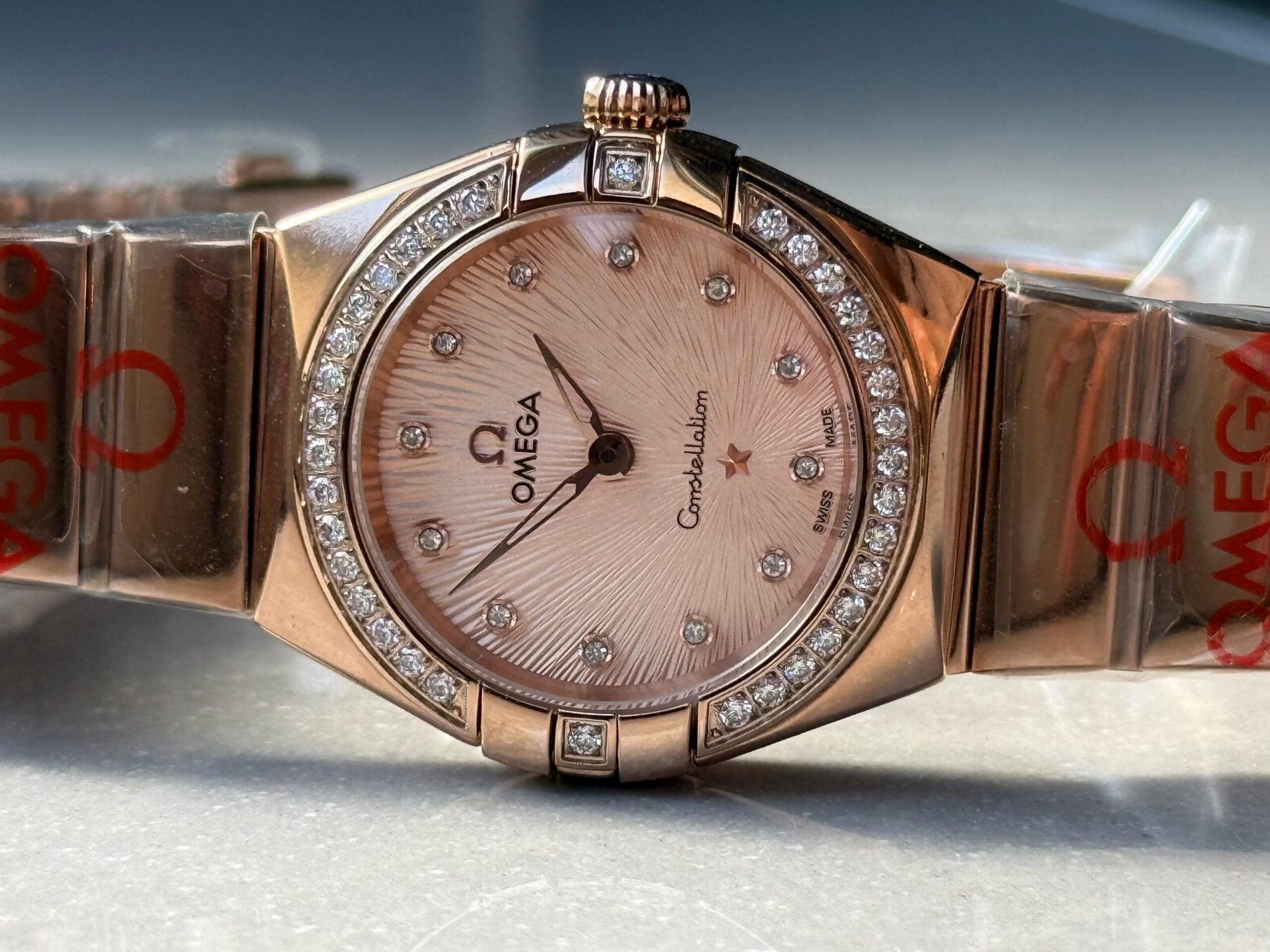 Constellation Ladies 28mm RG Patterned Dial Diamonds Markers on RG/SS Bracelet ETA Quartz - Image 2
