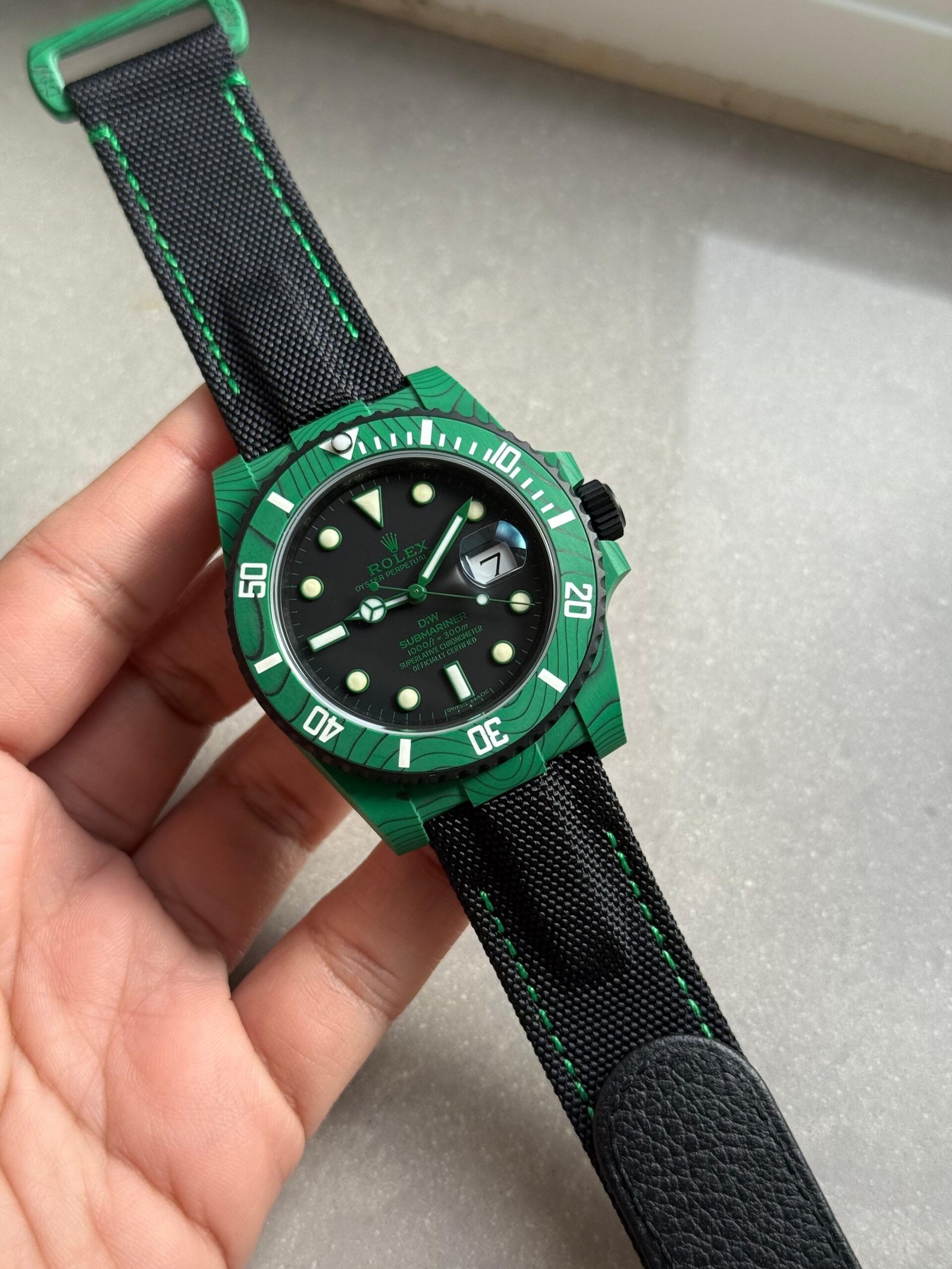 Submariner DIW Green Carbon VSF 1:1 Best Edition Black Dial on Black Nylon Strap VS3135 - Image 4