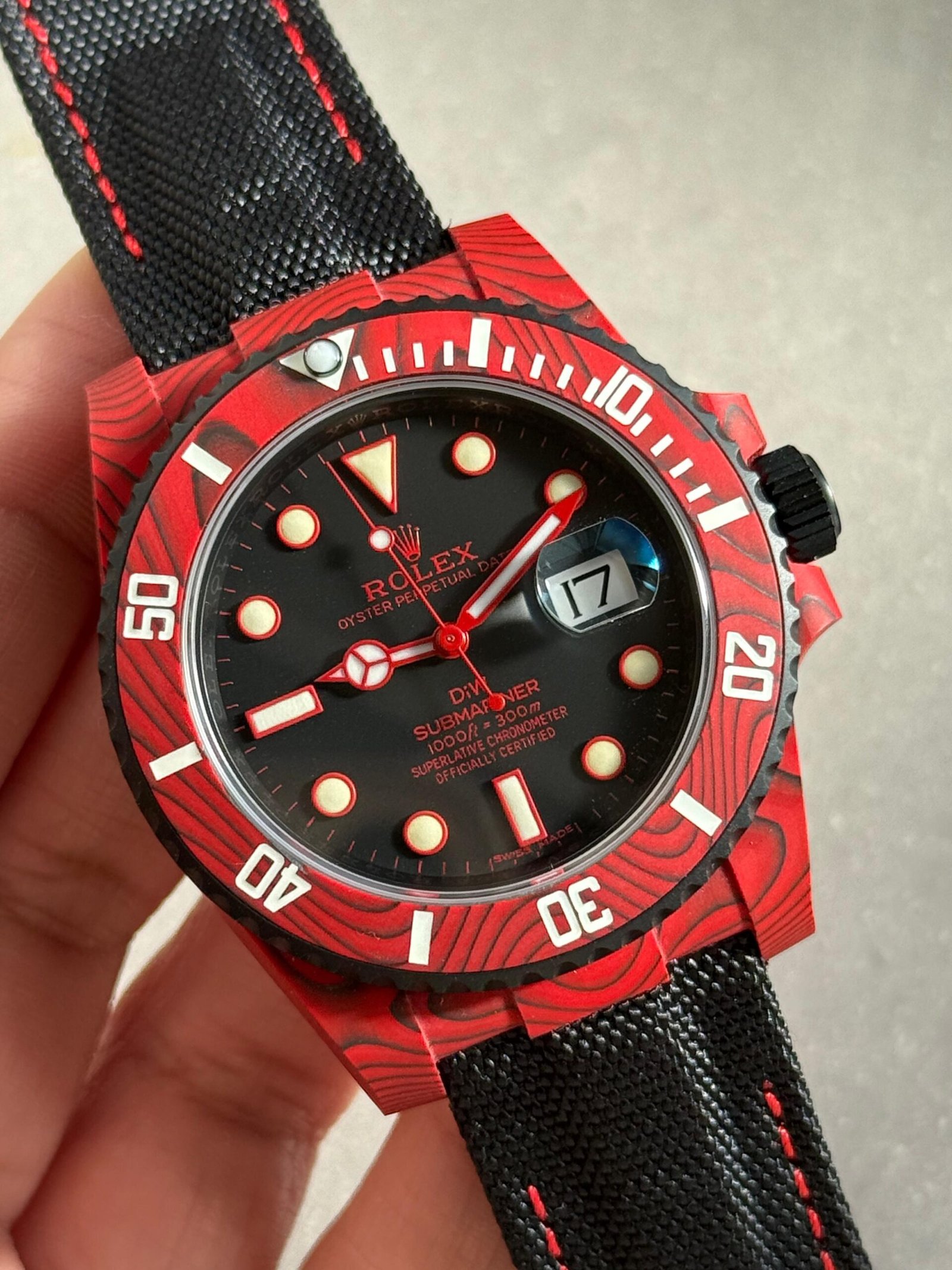 Submariner DIW Red Carbon VSF 1:1 Best Edition Black Dial on Black Nylon Strap VS3135 - Image 9