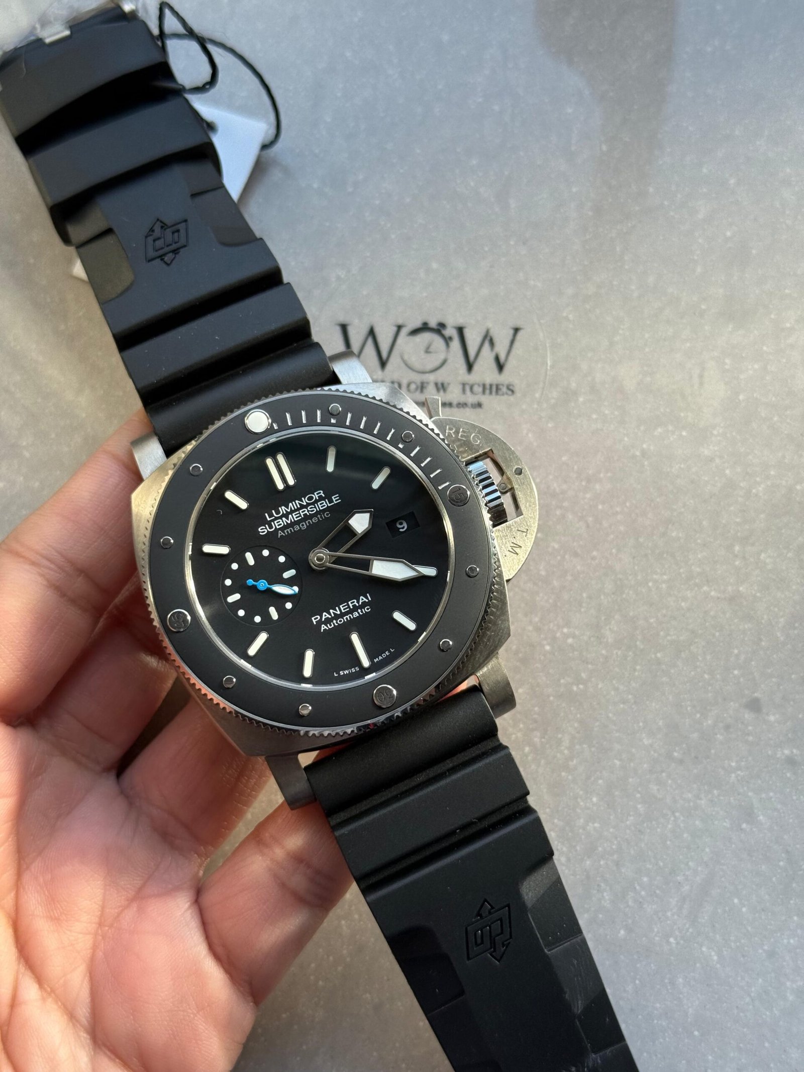 PAM 1389 TITANIUM VSF rubber strap A7750