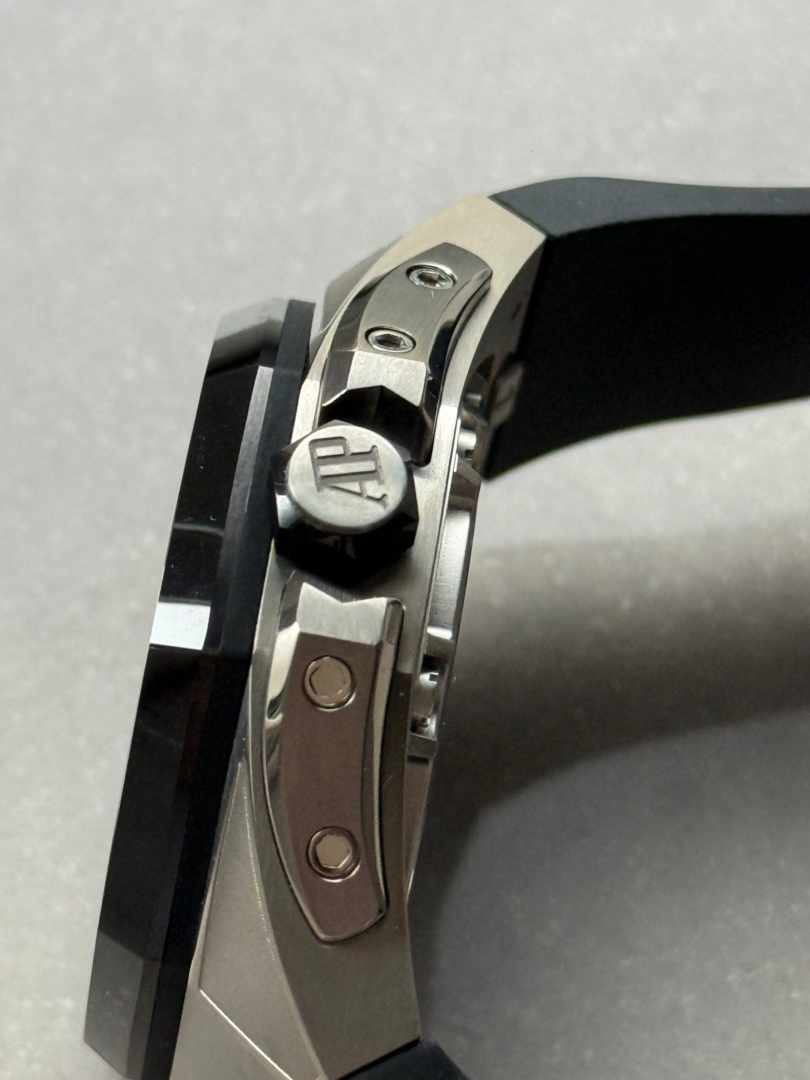 Royal Oak Concept Tourbillon “Spider-Man” QPF Best Edition on Rubber Strap - Image 13