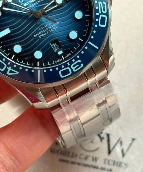 Seamaster 300 VSF 1:1 Best Edition Summer Blue Dial on SS Bracelet A8800 - Image 2