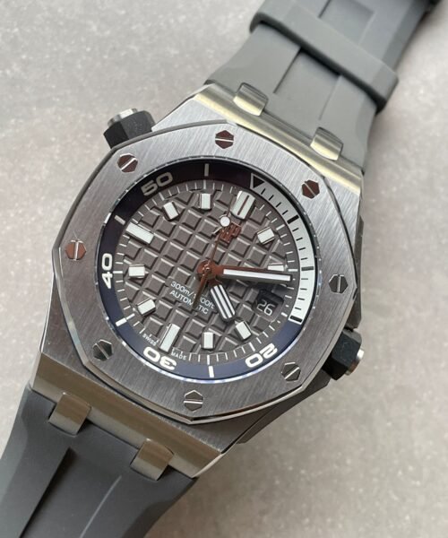 Royal Oak Offshore Diver 15720 IPF 1:1 Best Edition Gray Dial on Gray Rubber Strap A4308 - Image 4