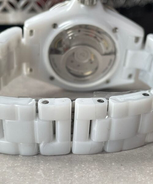 J12 38mm 1:1 Best Edition White Ceramic Dial White Strap on Holding Bracelet - Image 10