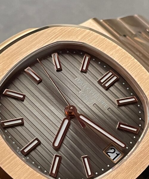 Nautilus 5711 3KF 1:1 Best Edition Grey Dial on YG Bracelet A324 V2 - Image 2