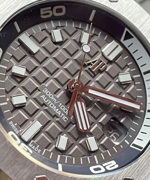 Royal Oak Offshore Diver 15720 IPF 1:1 Best Edition Gray Dial on Gray Rubber Strap A4308 - Image 6