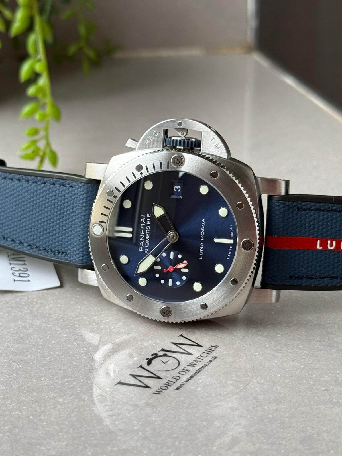 PAM1391 Luna Rossa Submersible VSF Best Edition on Blue Fabric Strap P900 - Image 5