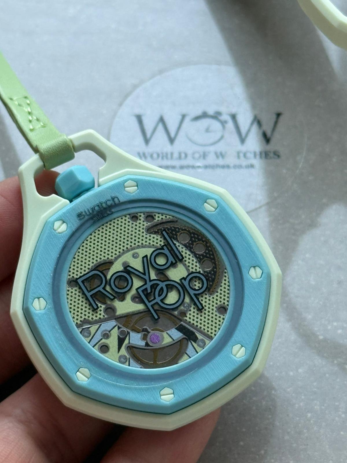 Royal pop watch BLAUE ACHT AAA lime green dial lime green rubber strap - Image 15