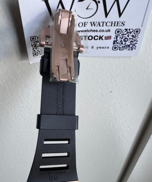 RM052-01 Skull Rose Gold EUR Best Edition Skull Skeleton Dial on Black Rubber Strap Manual Winding - Image 2