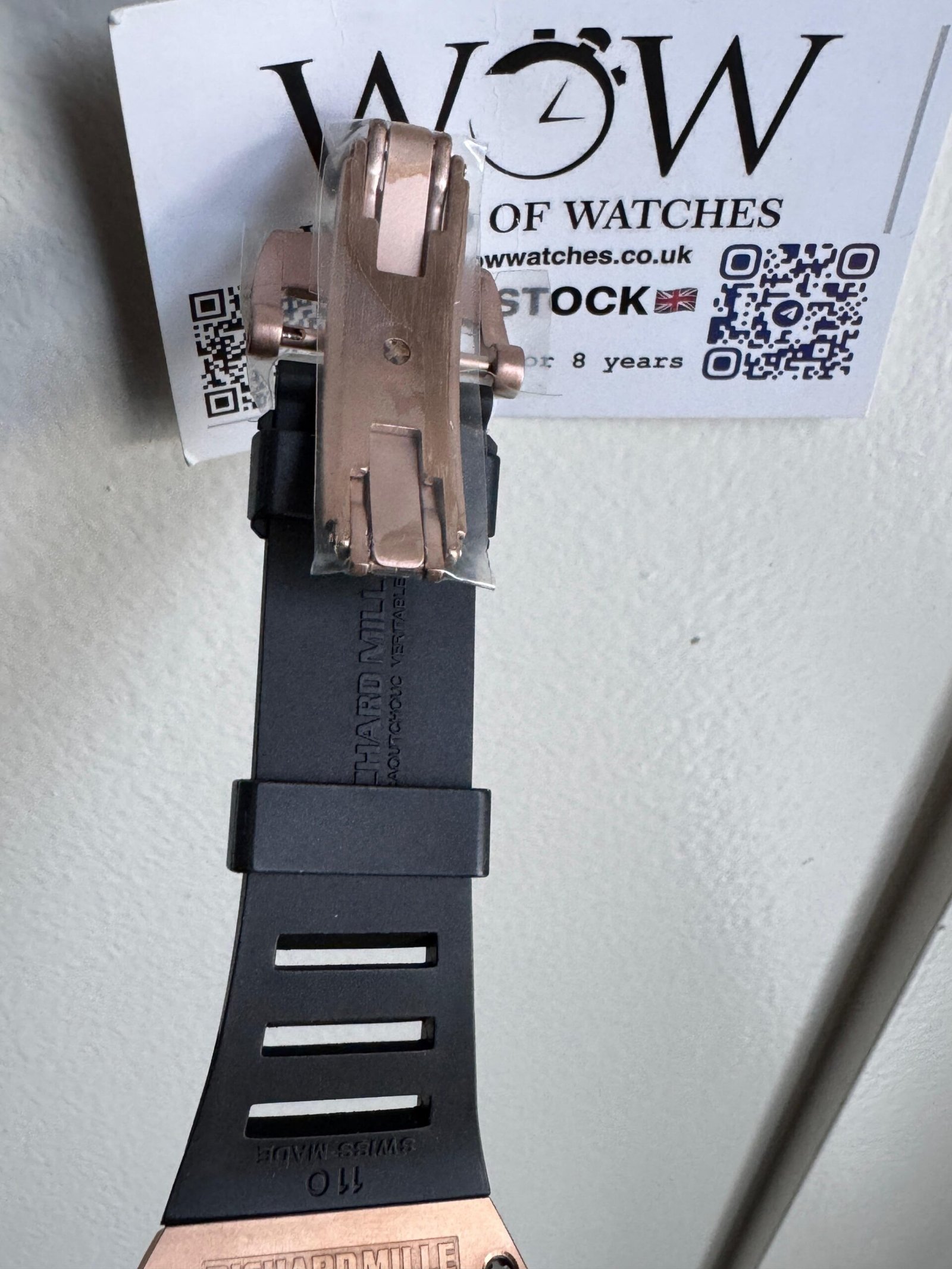 RM052-01 Skull Rose Gold EUR Best Edition Skull Skeleton Dial on Black Rubber Strap Manual Winding - Image 2