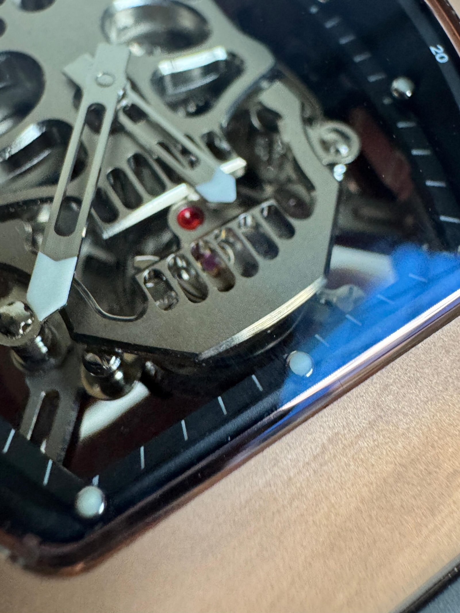 RM052-01 Skull Rose Gold EUR Best Edition Skull Skeleton Dial on Black Rubber Strap Manual Winding - Image 9
