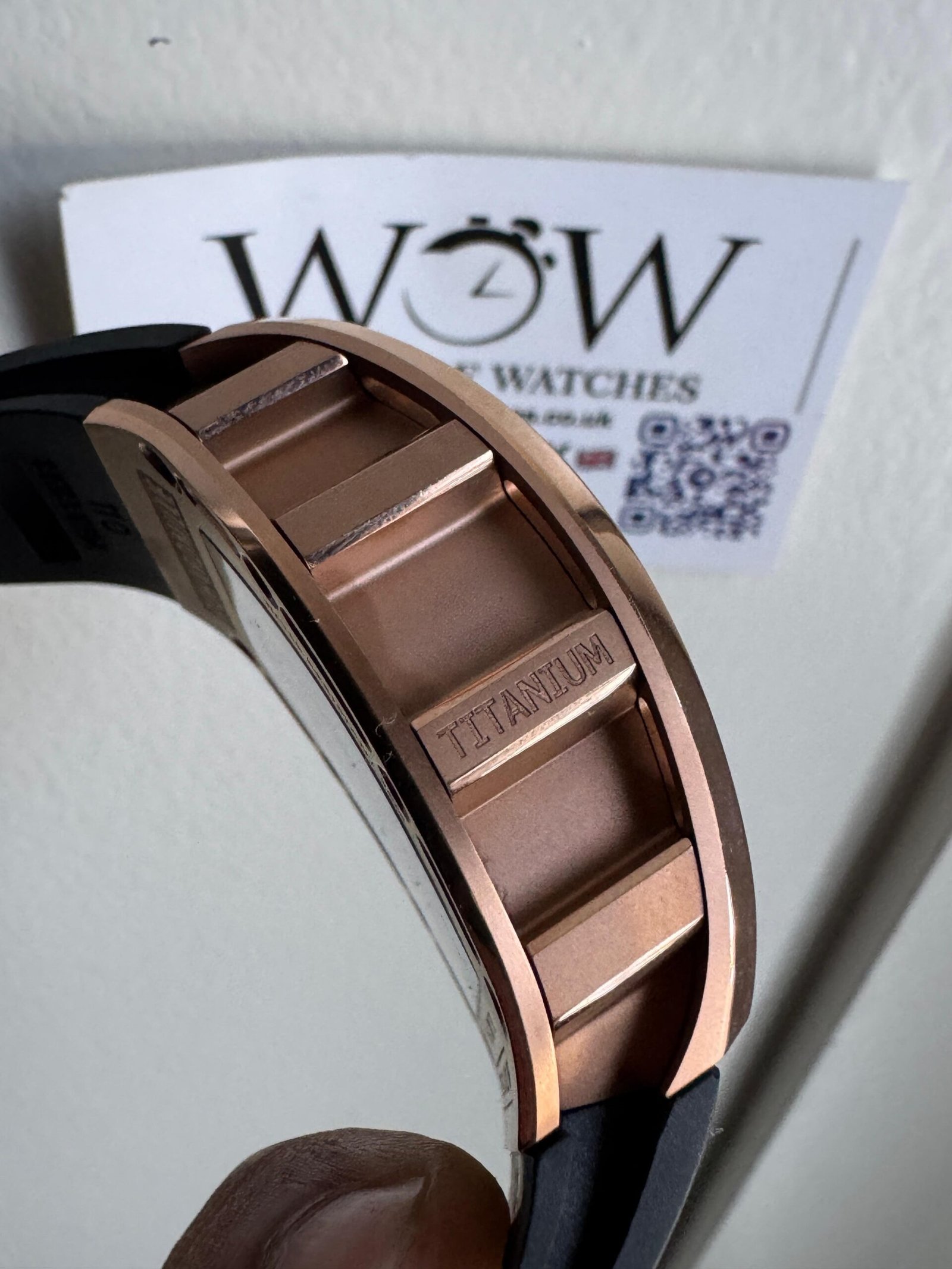 RM052-01 Skull Rose Gold EUR Best Edition Skull Skeleton Dial on Black Rubber Strap Manual Winding - Image 11