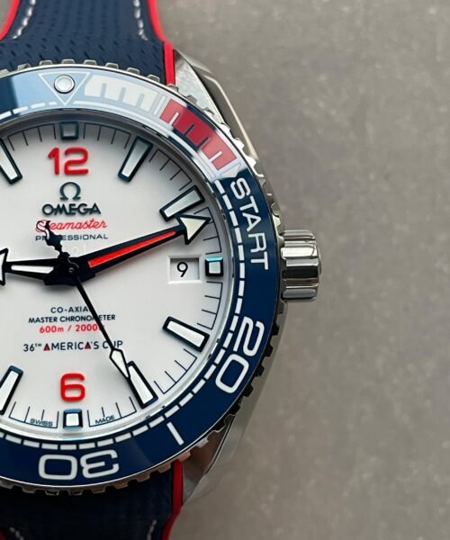 Seamaster Planet Ocean 600M 43.5mm 36th America's Cup Limited Edition VS Factory Best Edition Blue Ceramic Bezel White Dial on Blue Rubber Strap VSF890 - Image 6